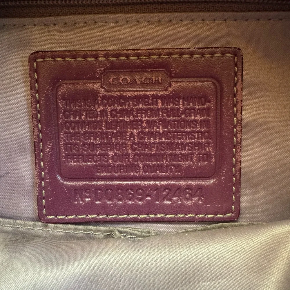 COACH Hampton Shoulder Bag